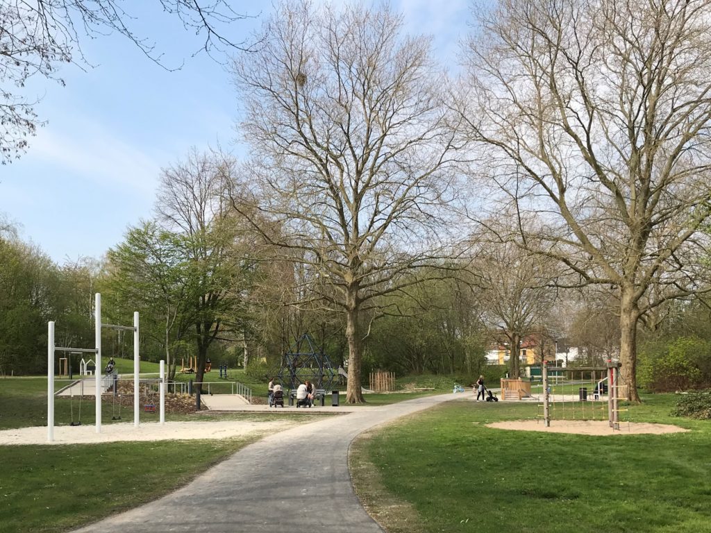 Luisenpark fertiggestellt – Stadt erinnert an Leinenpflicht